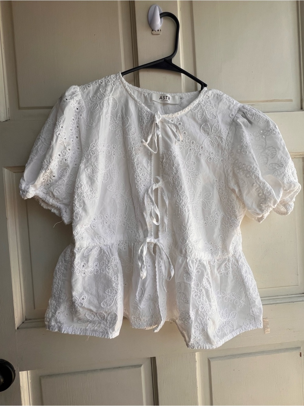 ASTR White Eyelet Peplum Tie-Front Blouse